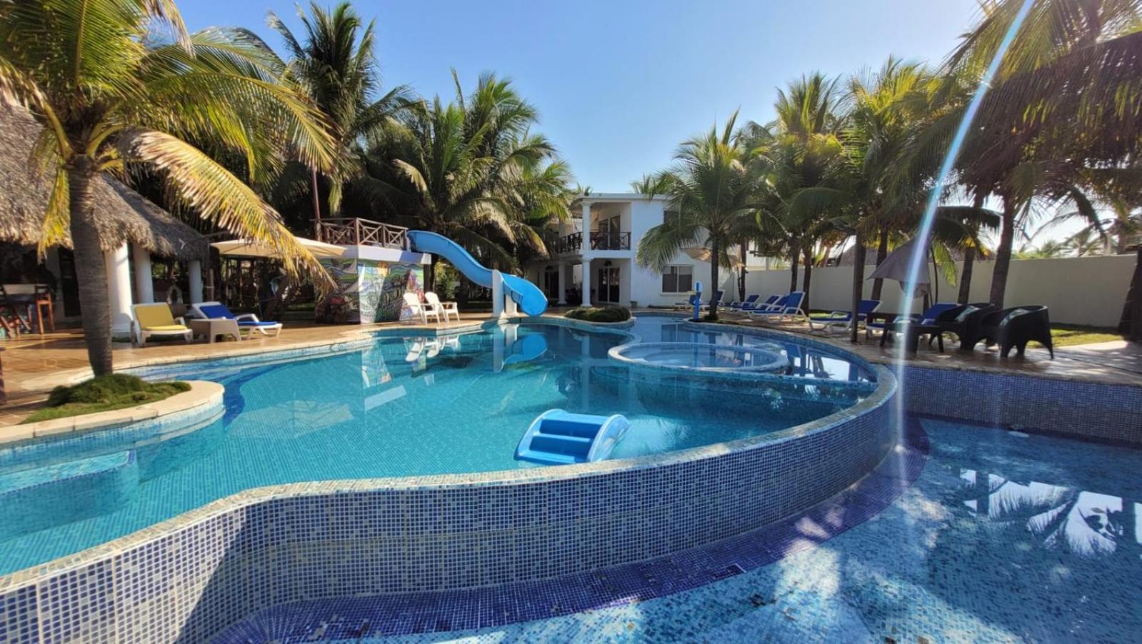 Hotel Hawaian Paradise Хавай Екстериор снимка