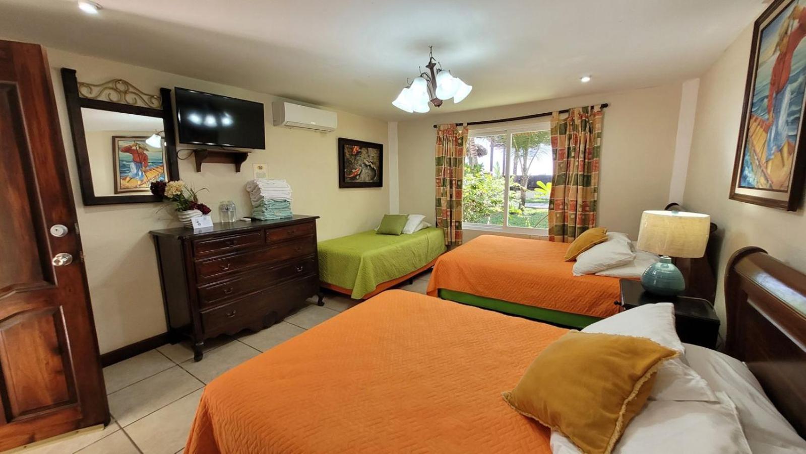 Hotel Hawaian Paradise Хавай Екстериор снимка