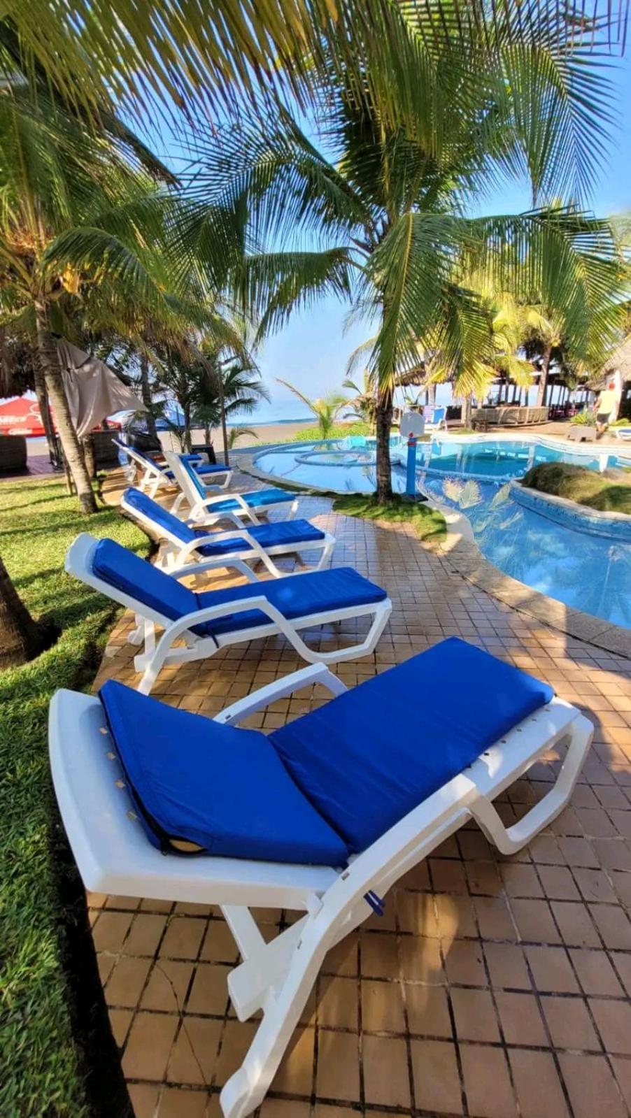 Hotel Hawaian Paradise Хавай Екстериор снимка